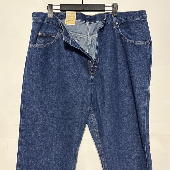 NEW Wrangler Men's Five Star Relaxed Fit Dark Rinse Denim Jeans Size 38 - Picture 6 of 11